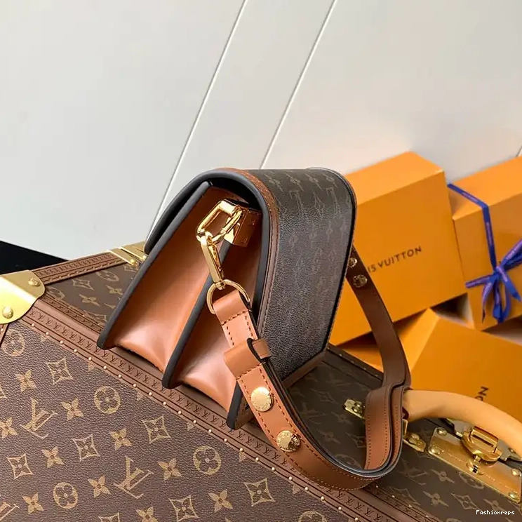 Fashionrepsfam ru Bags LV 2409YA0069 0517
